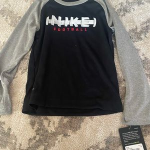 Nike dry fit Boys 3T football longsleeve